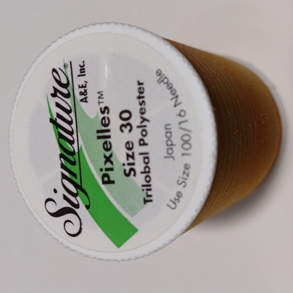 2/$20 Signature Pixelles Variegated Thread 500 YDS M32 Yellow Ombre Rare - Picture 3 of 5